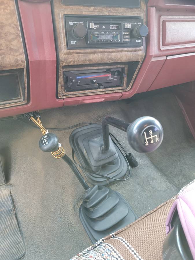 Ford-f-350-crew-cab-xl-4wd-diesel-1986-custom-15