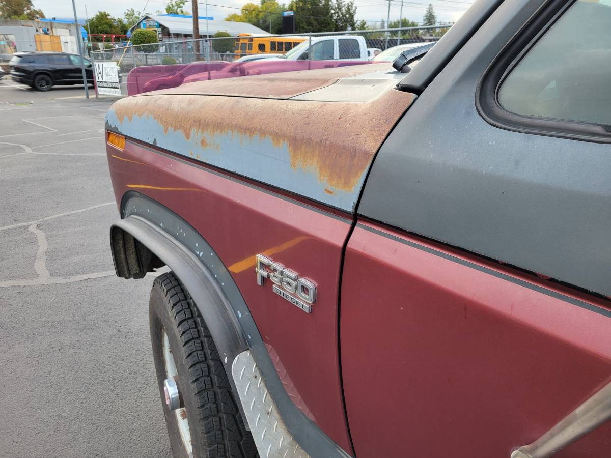Ford-f-350-crew-cab-xl-4wd-diesel-1986-custom-6
