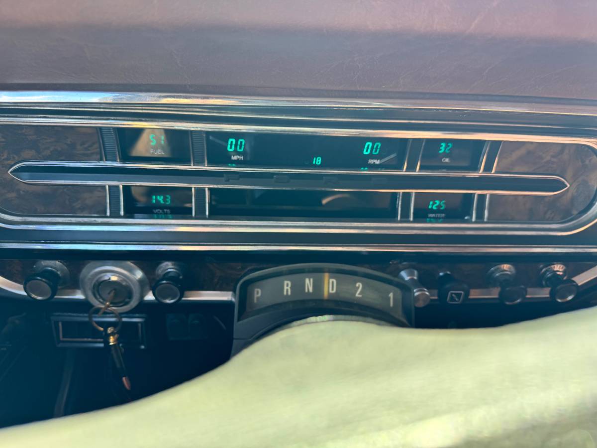 Ford-f-350-diesel-1972-9