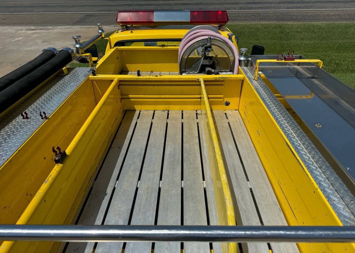 Ford-f-350-diesel-1988-yellow-5