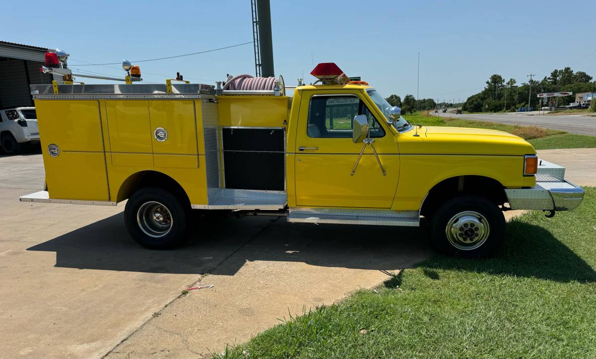 Ford-f-350-diesel-1988-yellow-8