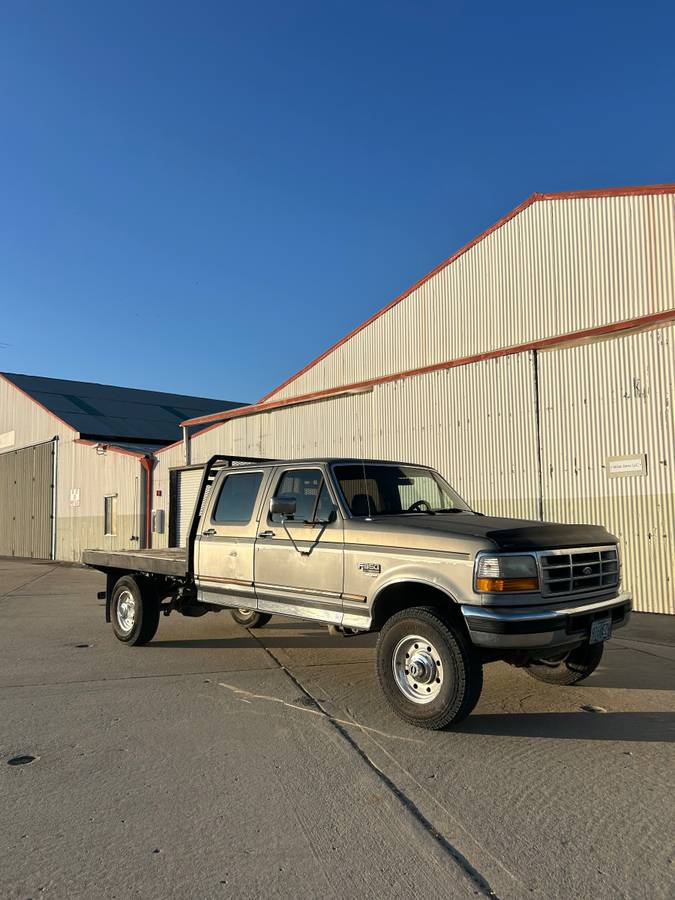 Ford-f-350-diesel-1995-grey-1