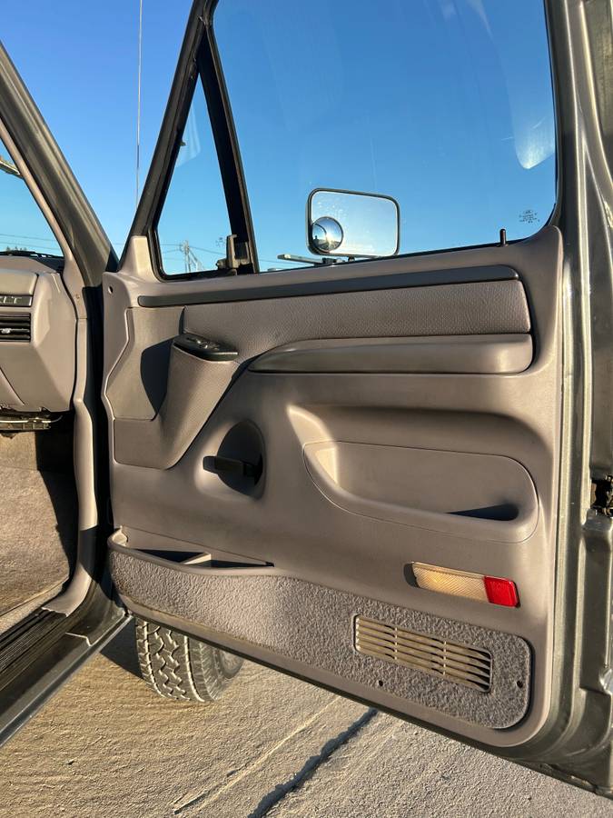 Ford-f-350-diesel-1995-grey-16