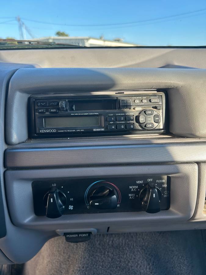 Ford-f-350-diesel-1995-grey-23