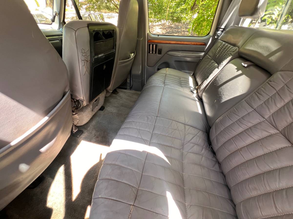 Ford-f-350-diesel-1995-white-8