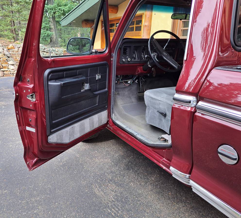 Ford-f-350-super-camper-special-1973-red-5