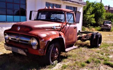Ford-f-600-1956-red-1