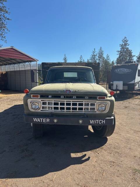 Ford-f-700-1966-green-4