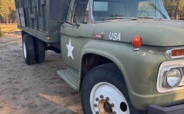 Ford-f-700-1966-green-5