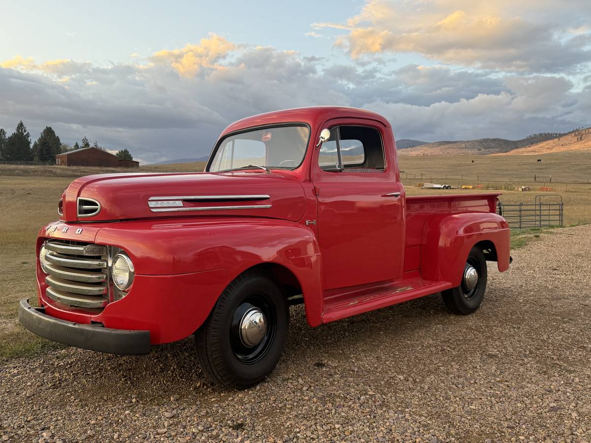 Ford-f1-1948-red-2