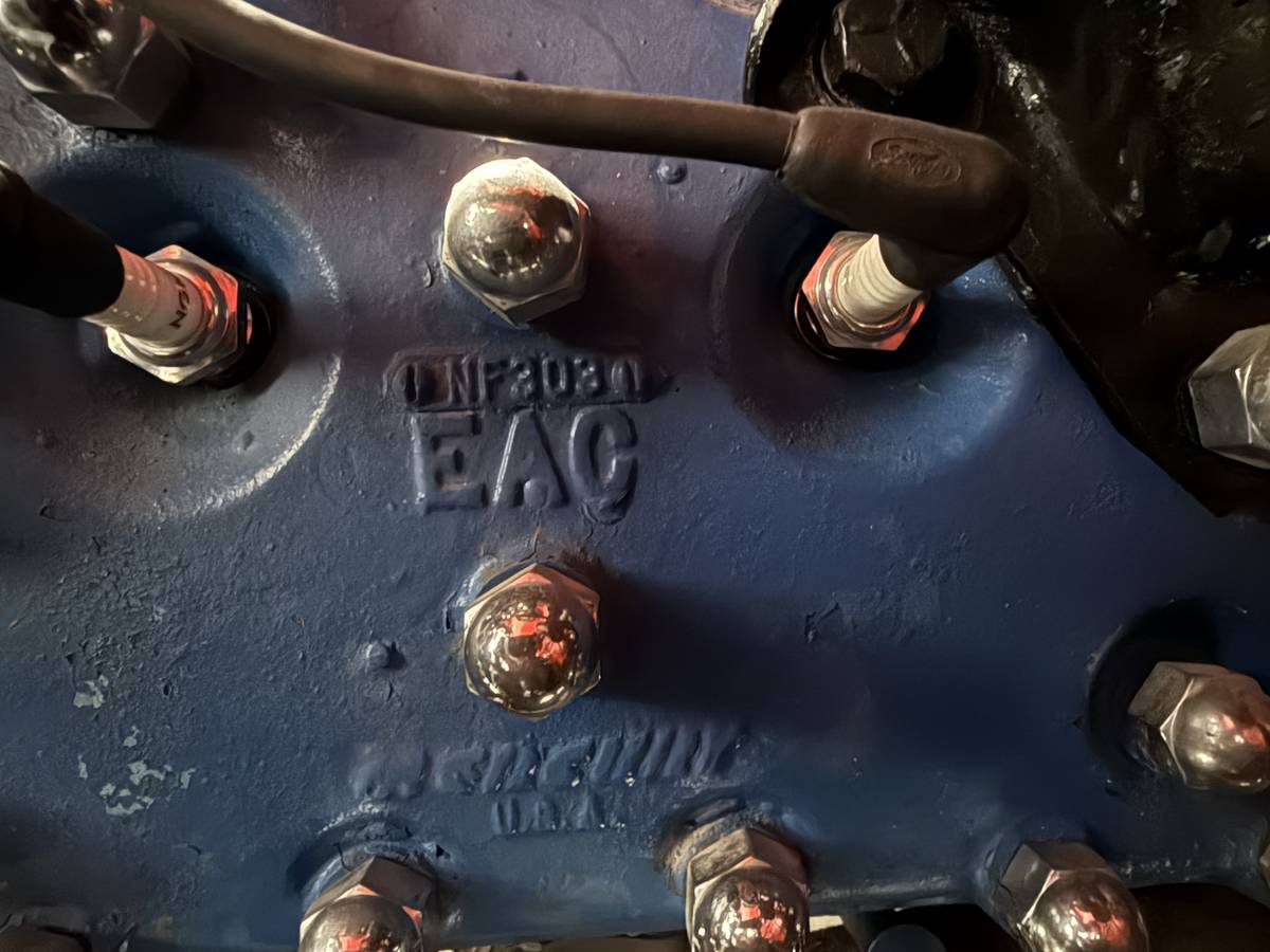 Ford-f1-1948-red-8
