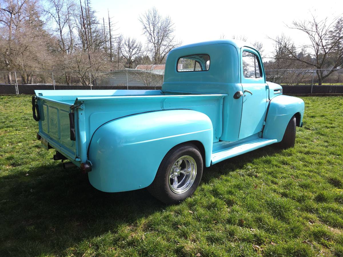 Ford-f1-1949-2