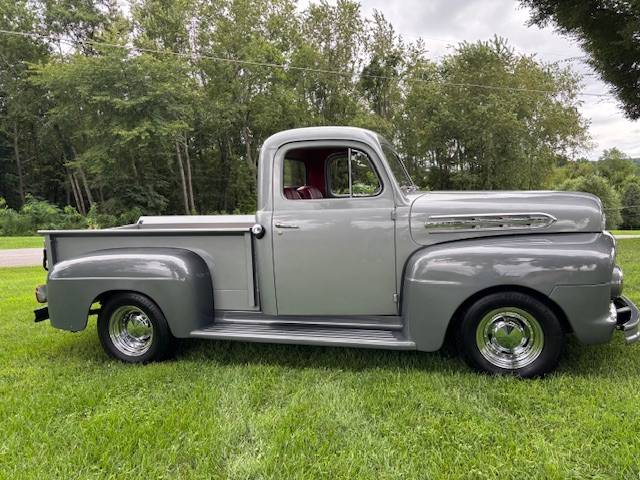 Ford-f1-1951-grey-4