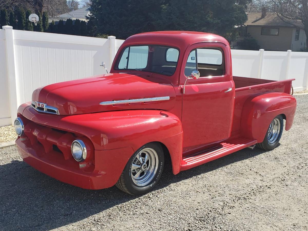 Ford-f1-1952-red