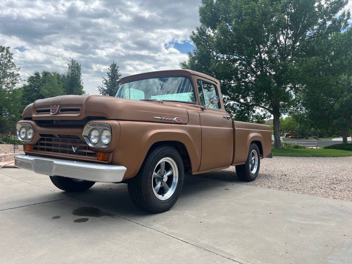 Ford-f100-1960-custom-10
