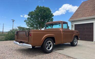 Ford-f100-1960-custom-11