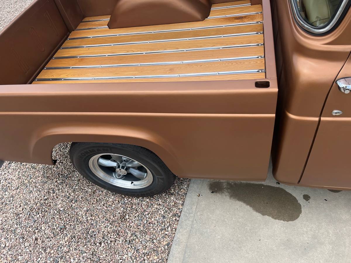 Ford-f100-1960-custom-13
