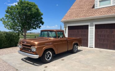 Ford-f100-1960-custom-16