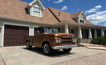 Ford-f100-1960-custom-17