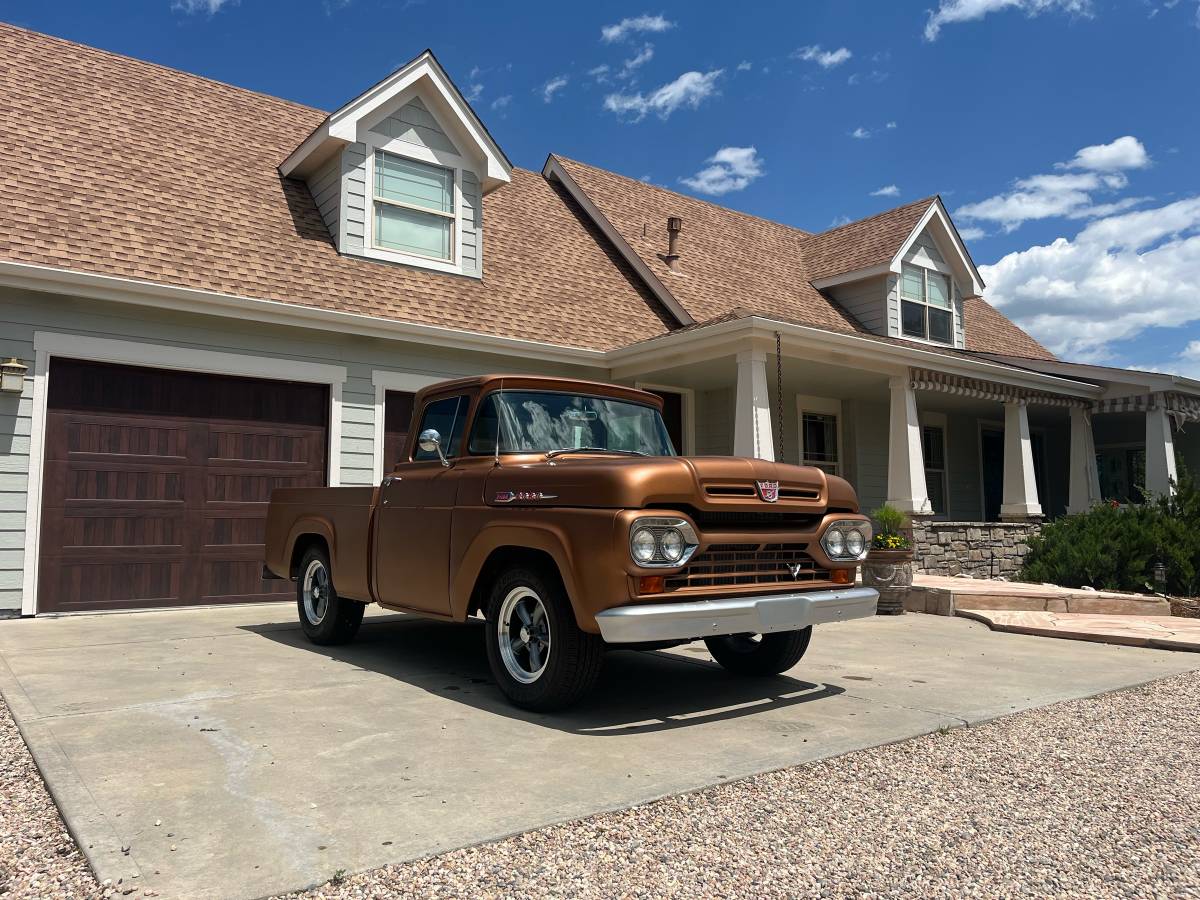 Ford-f100-1960-custom-17