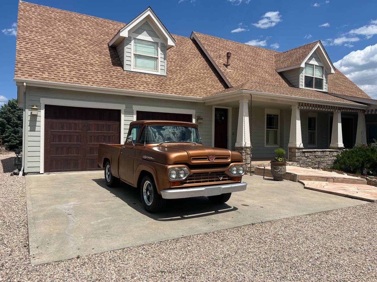 Ford-f100-1960-custom-18
