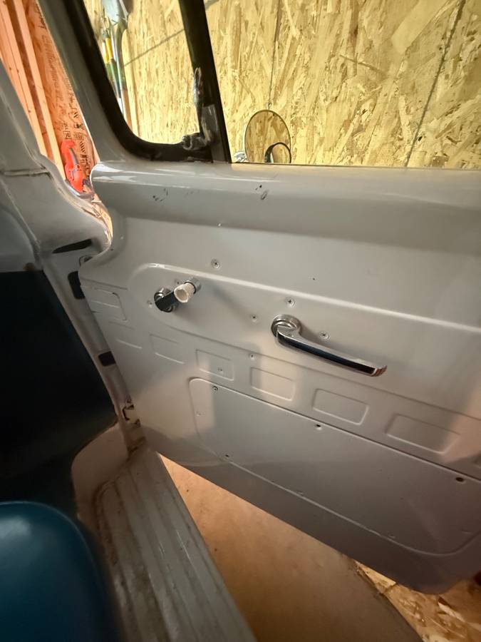 Ford-f100-1960-custom-2