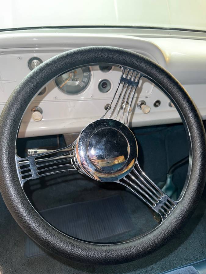 Ford-f100-1960-custom-23