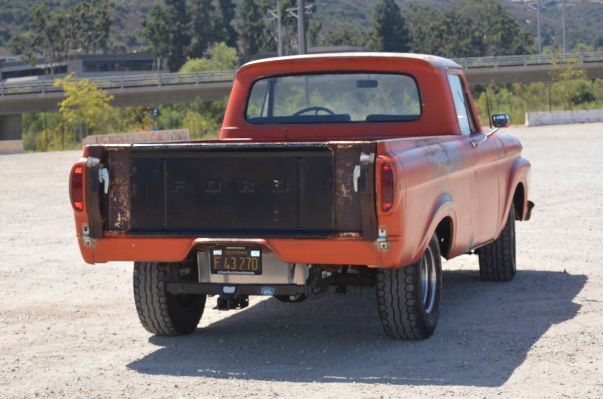 Ford-f100-1961-custom-10