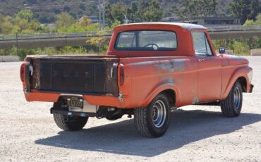 Ford-f100-1961-custom-11