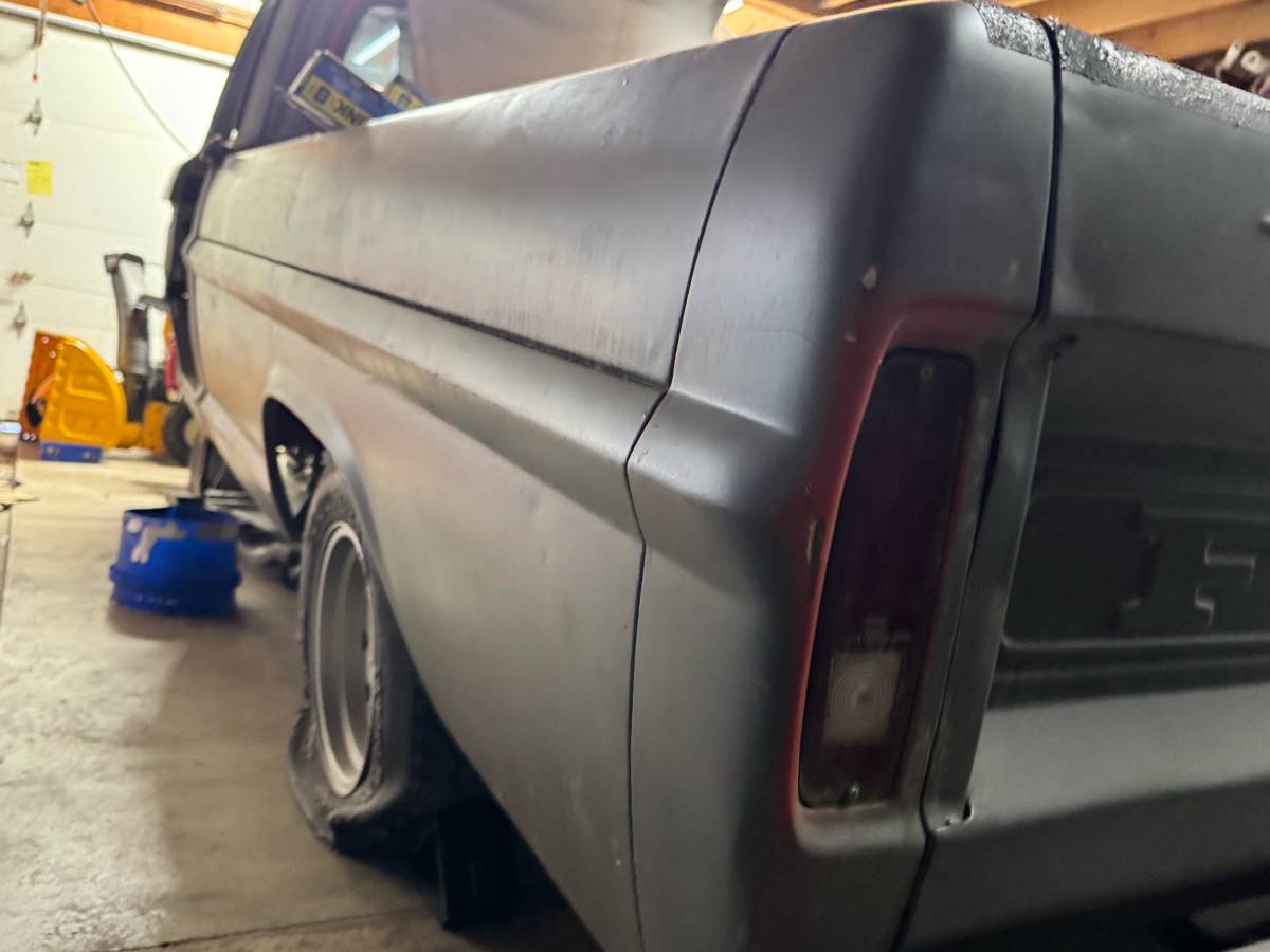 Ford-f100-1969-grey-5