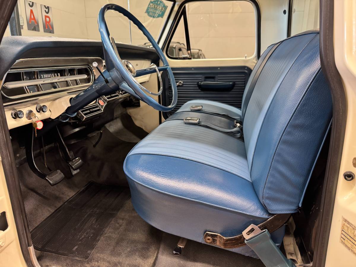 Ford-f100-1970-white-10