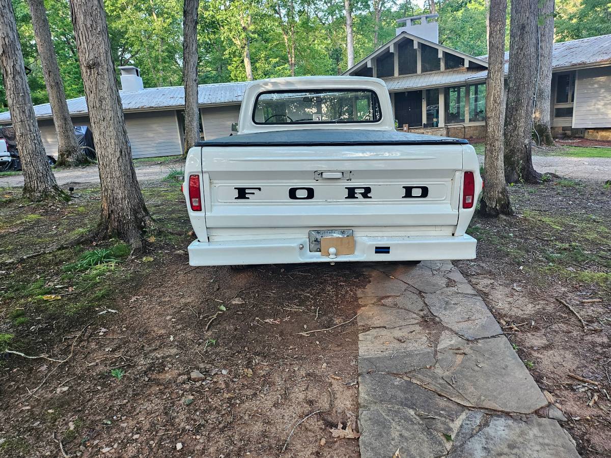 Ford-f100-1970-white-4