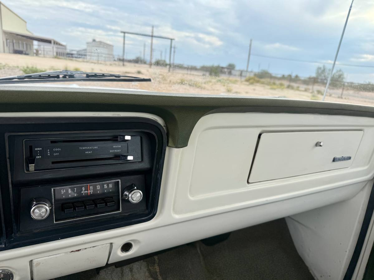Ford-f100-1975-2