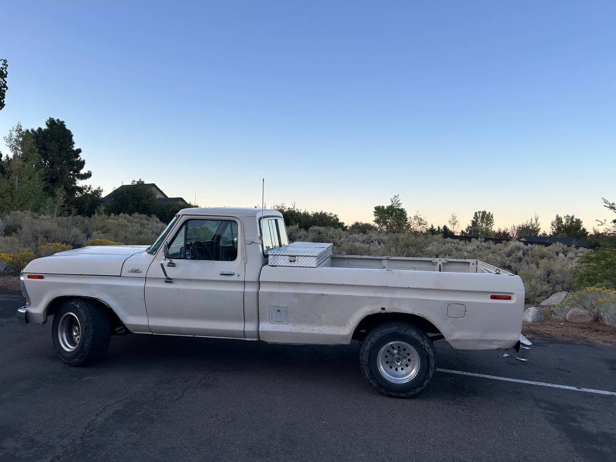 Ford-f100-1979-3
