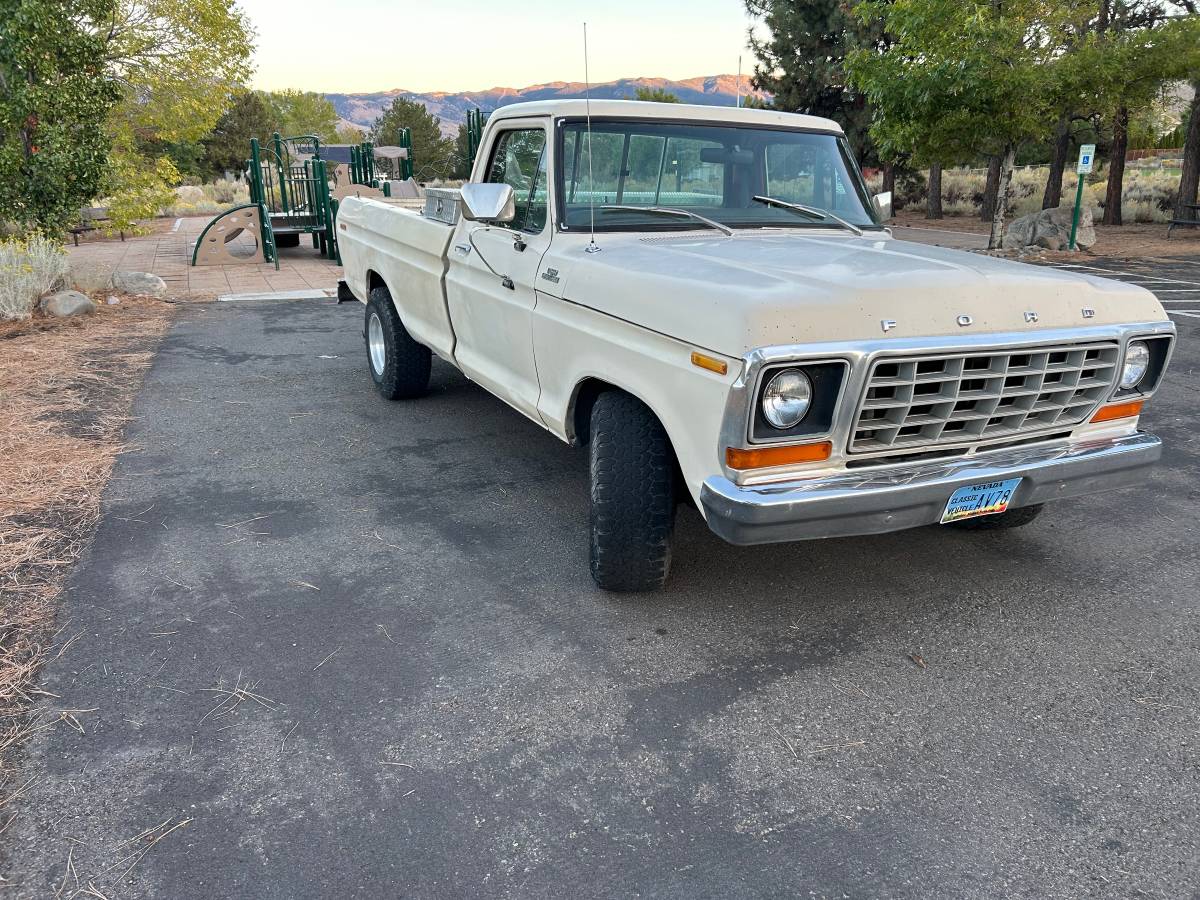 Ford-f100-1979-4