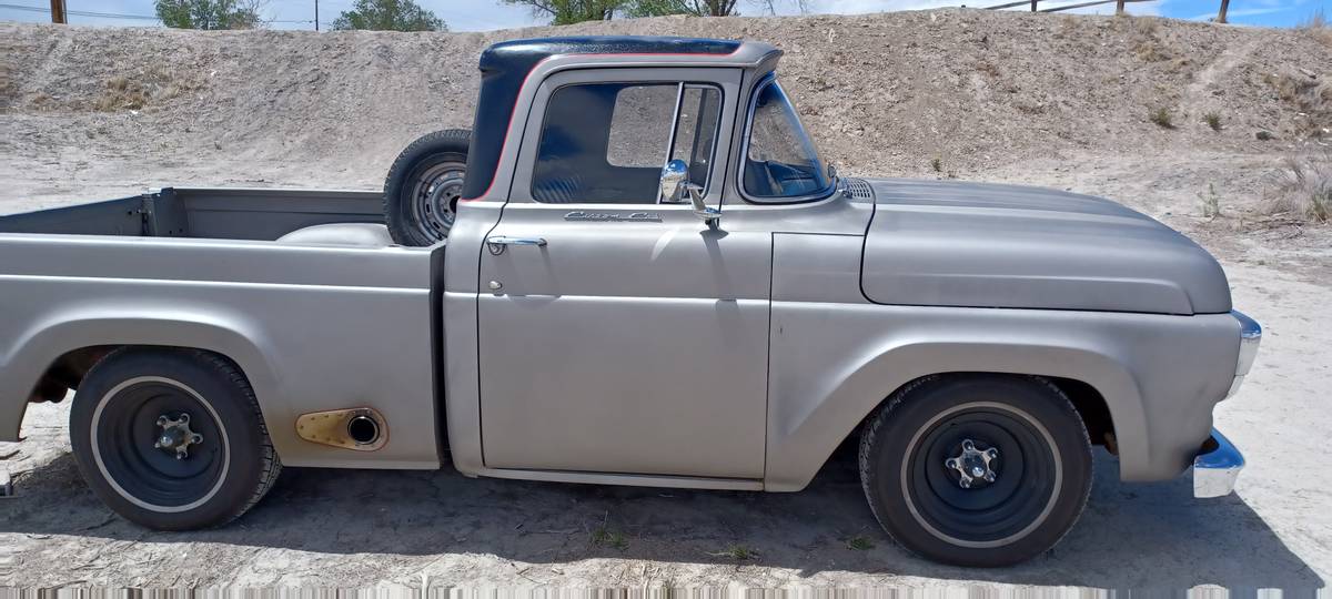 Ford-f100-custom-1957-grey-28
