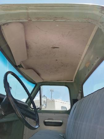 Ford-f100-custom-1971-13