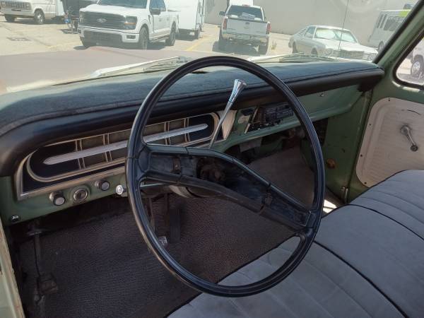 Ford-f100-custom-1971-8
