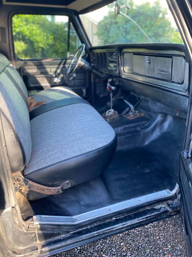 Ford-f100-custom-1975-6