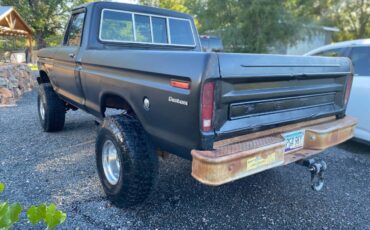 Ford-f100-custom-1975-8