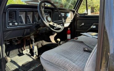 Ford-f100-custom-1978-black-16