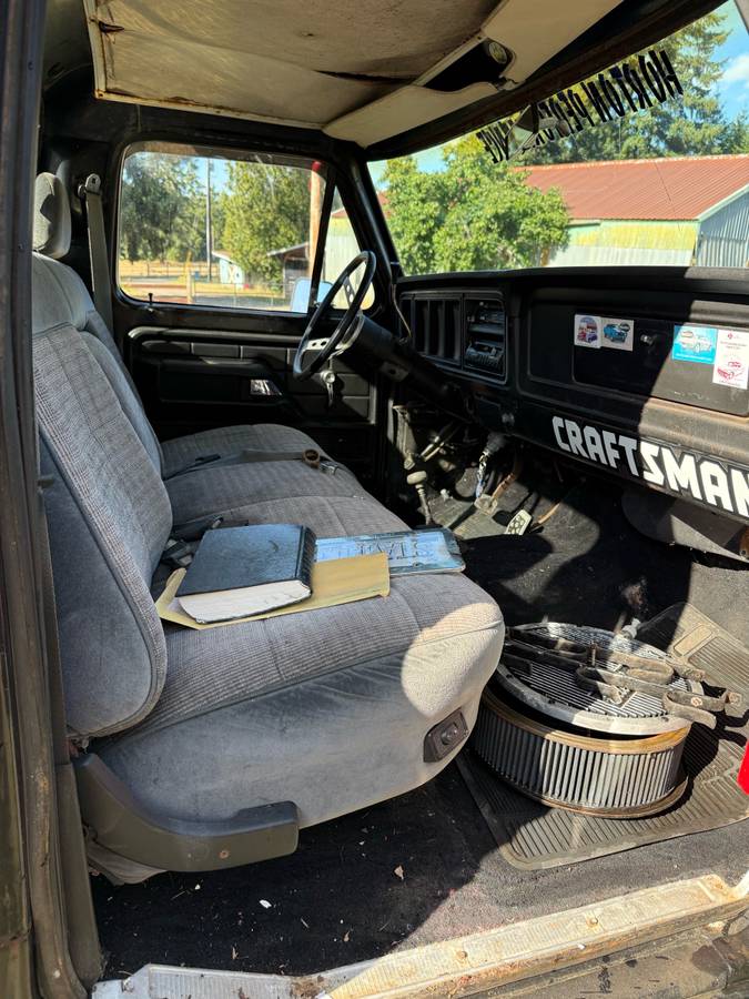 Ford-f100-custom-1978-black-22