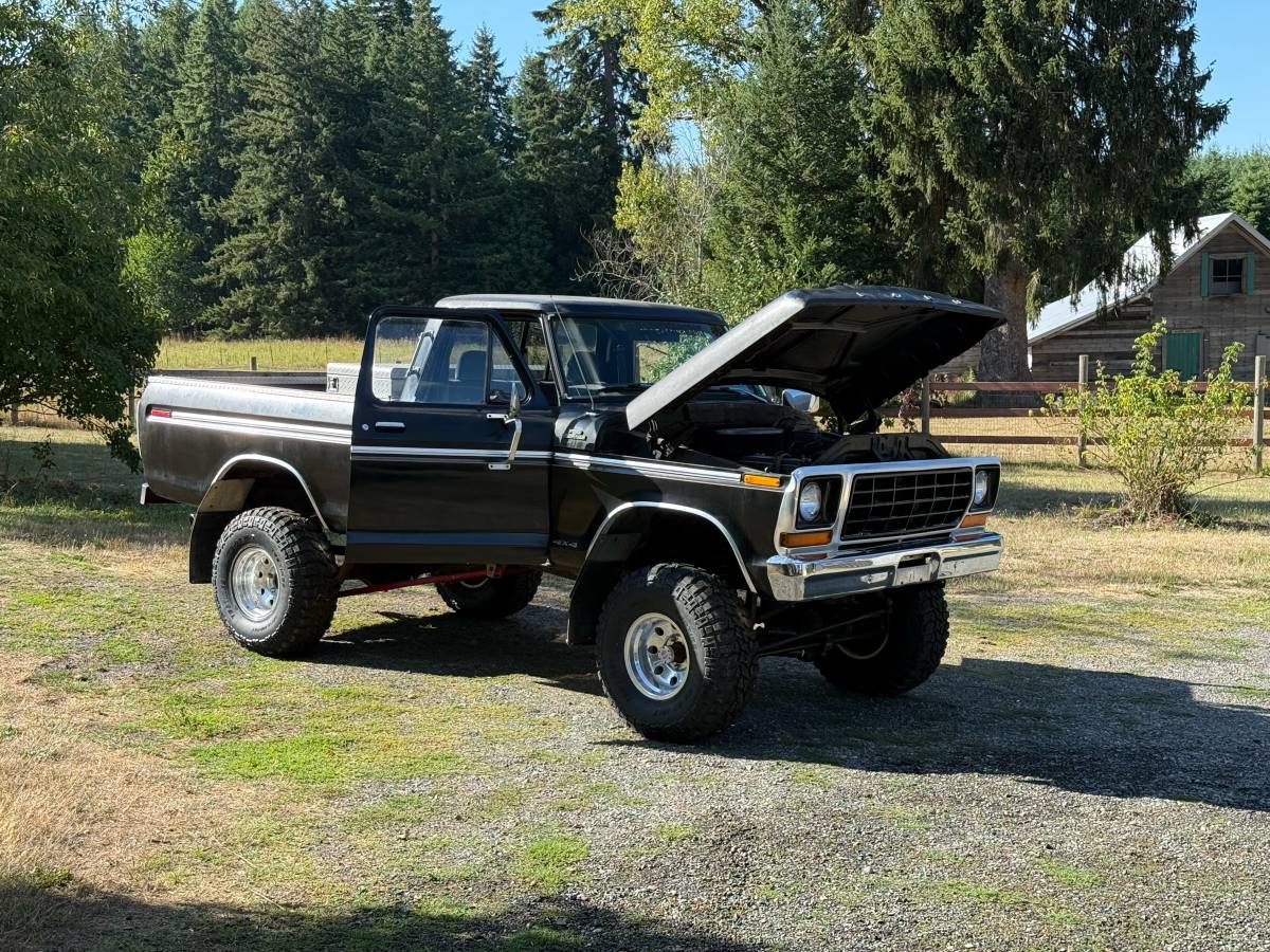 Ford-f100-custom-1978-black
