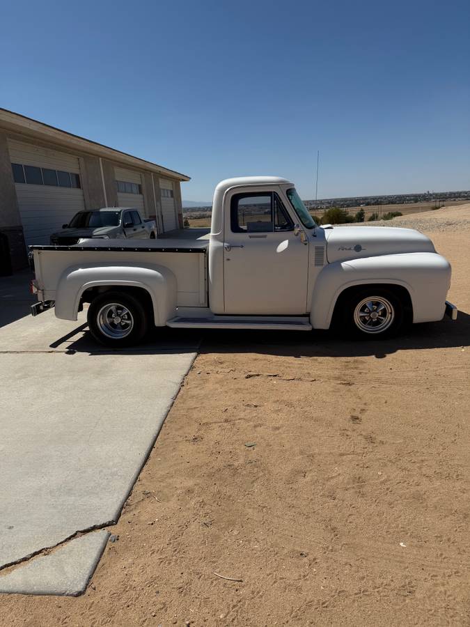 Ford-f100-pickup-1955-white-14