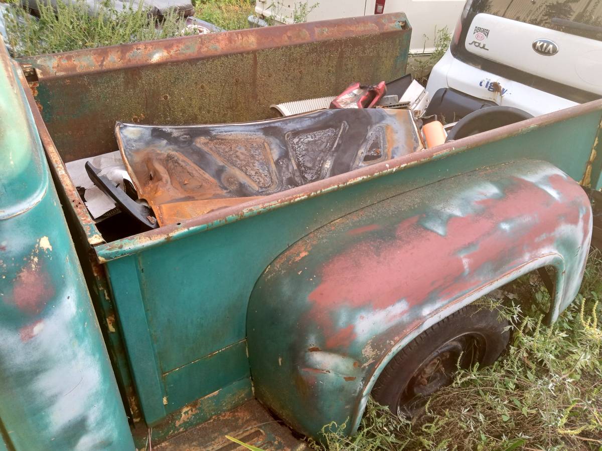 Ford-f100-pickup-1956-green-1