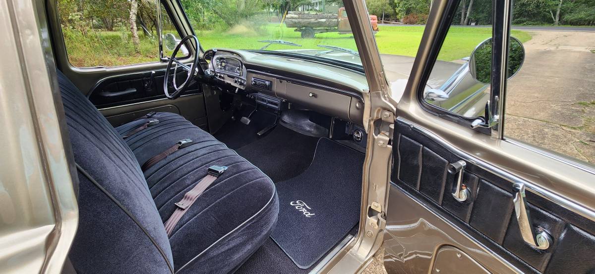 Ford-f100-pickup-1966-8