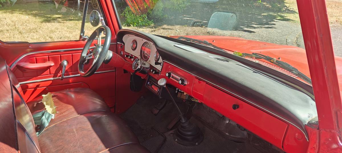 Ford-f100-pickup-1966-red-9