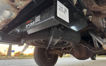 Ford-f100-pickup-1982-grey-25