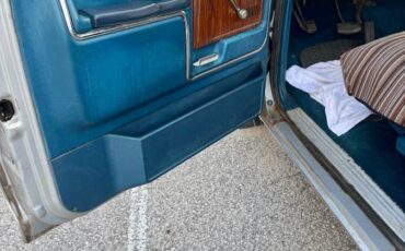 Ford-f100-pickup-1982-grey-28