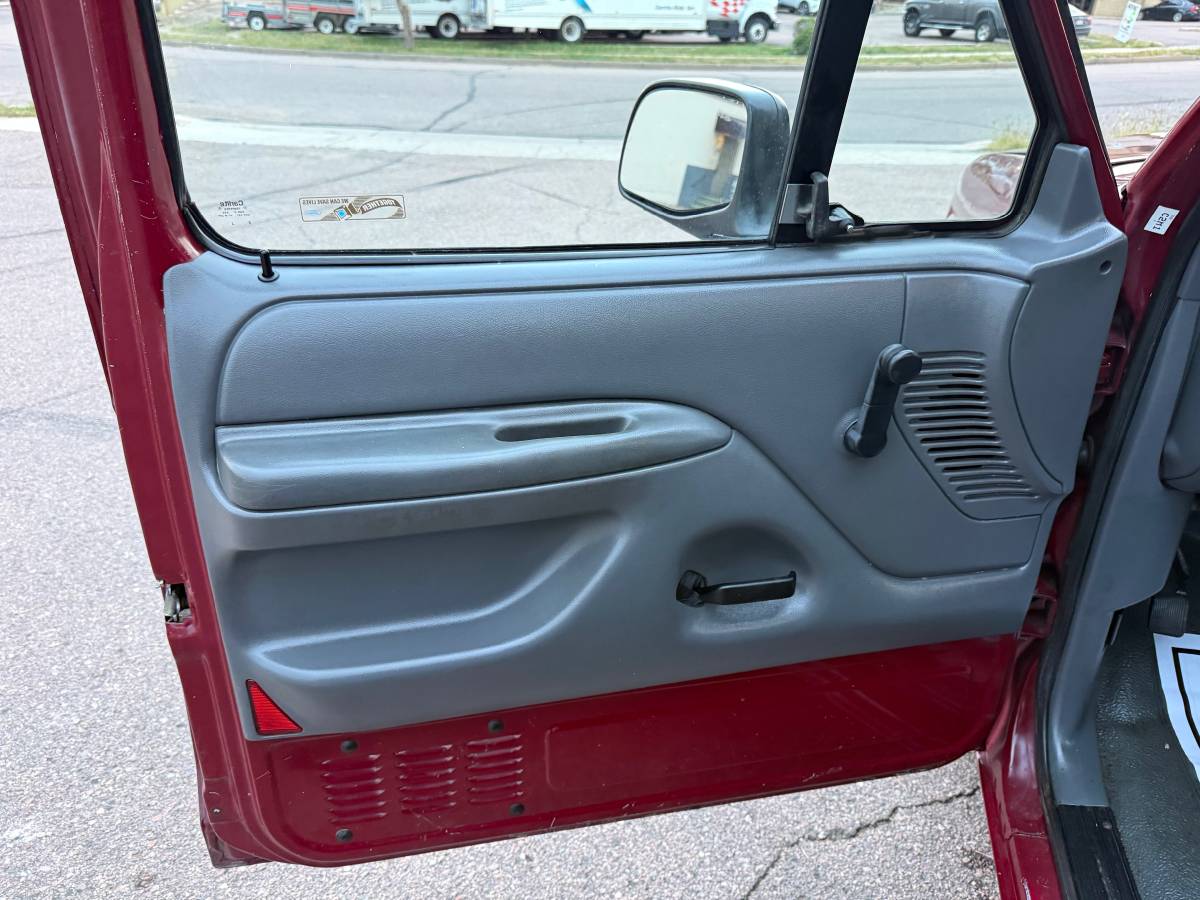 Ford-f150-1993-9